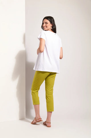 FO8269 Foil Fuss Free Taper Trapeze Capri Pant in Chartreuse